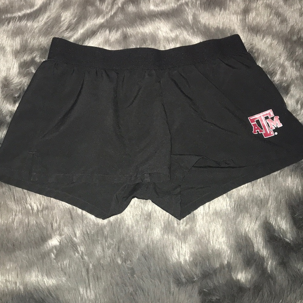 A&M shorts🦔